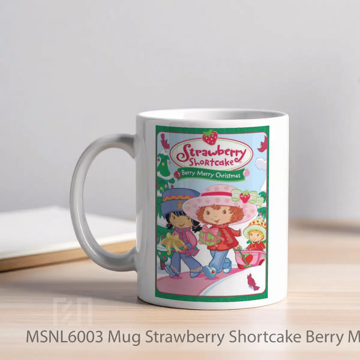 Mug Strawberry Shortcake Berry Merry Christmas Gelas Keramik Tema Film MSNL6003 - Tampak Kiri