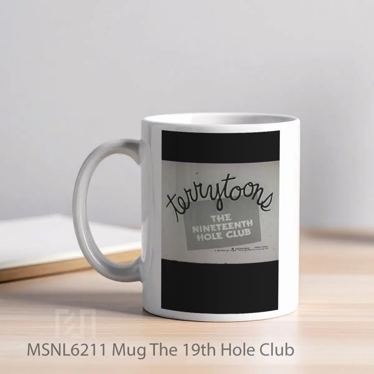 Mug The 19th Hole Club Gelas Keramik Tema Film MSNL6211 - Tampak Kiri