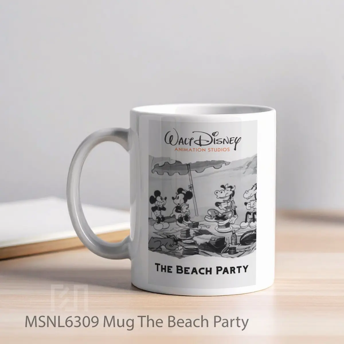Mug The Beach Party Gelas Keramik Tema Film MSNL6309 - Tampak Kiri