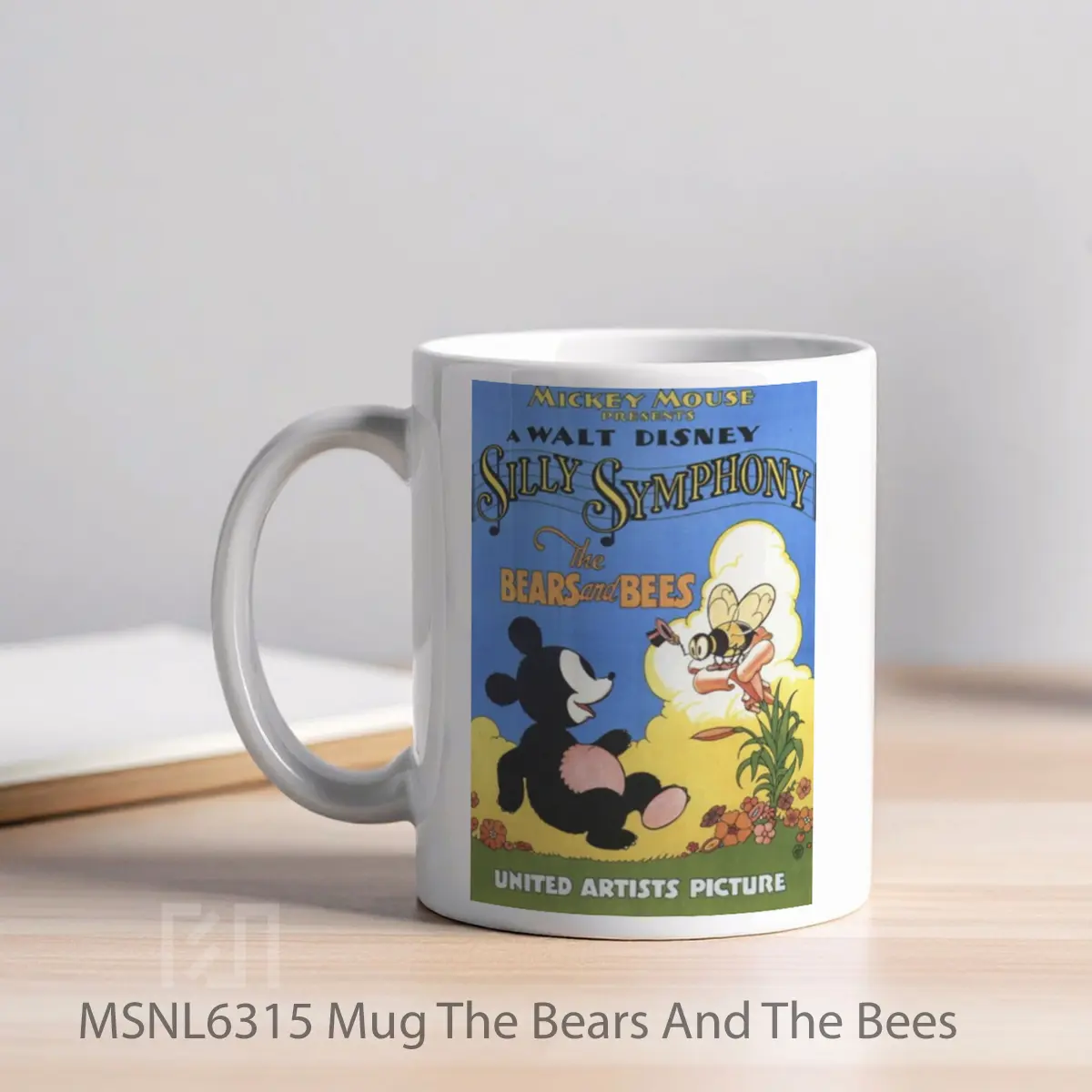 Mug The Bears And The Bees Gelas Keramik Tema Film MSNL6315 - Tampak Kiri
