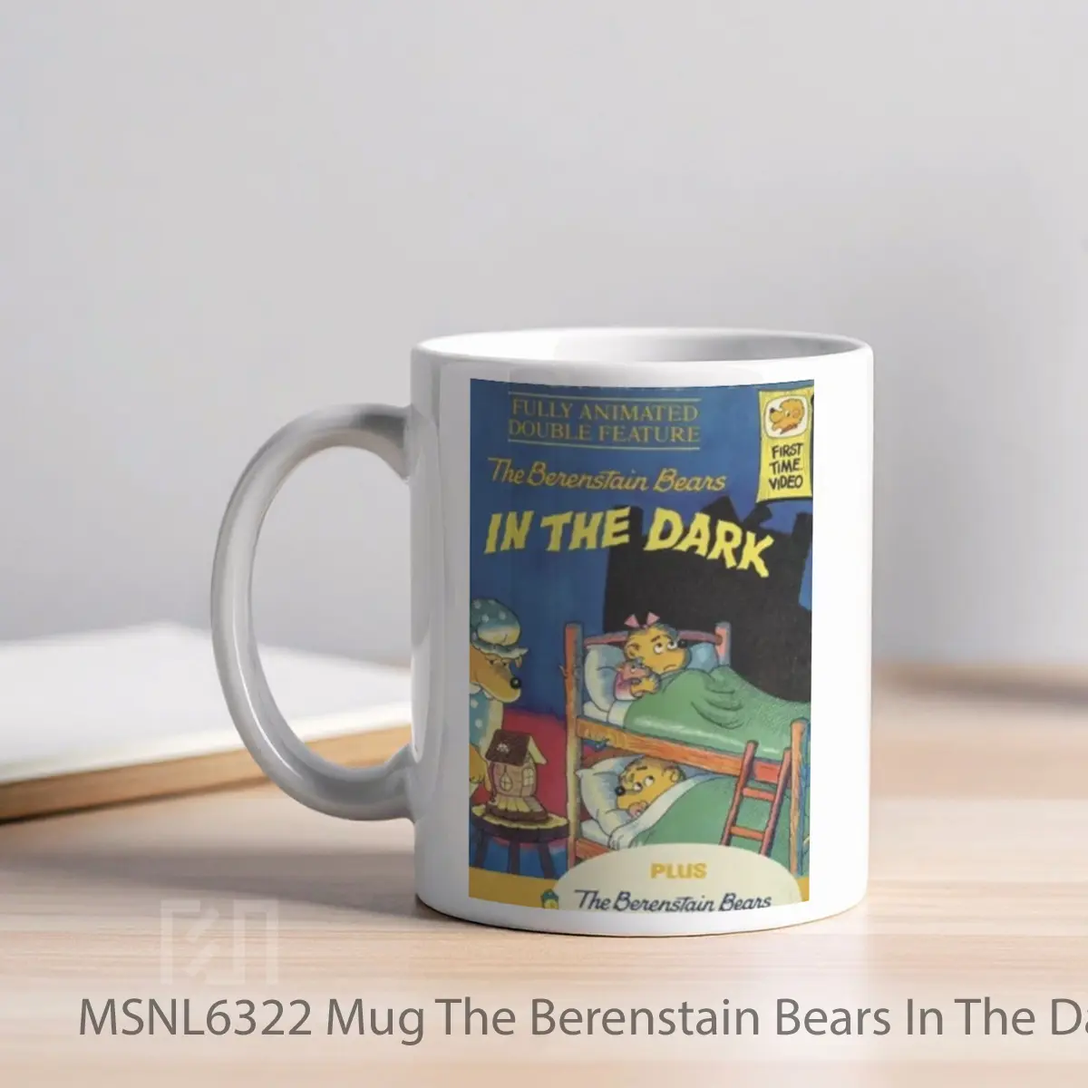Mug The Berenstain Bears In The Dark Gelas Keramik Tema Film MSNL6322 - Tampak Kiri