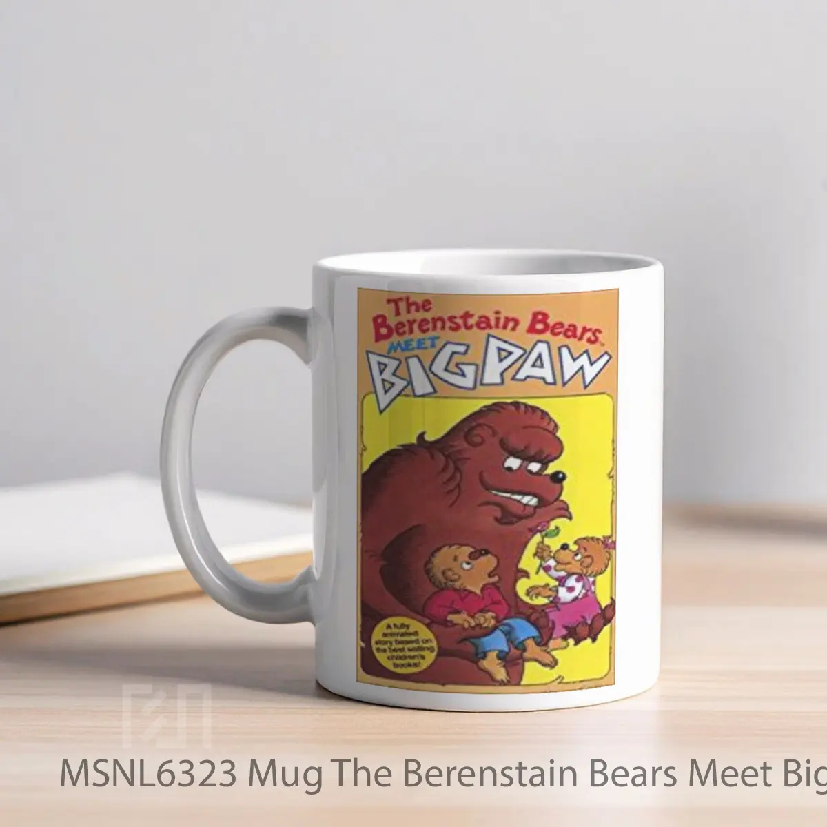 Mug The Berenstain Bears Meet Bigpaw Gelas Keramik Tema Film MSNL6323 - Tampak Kiri