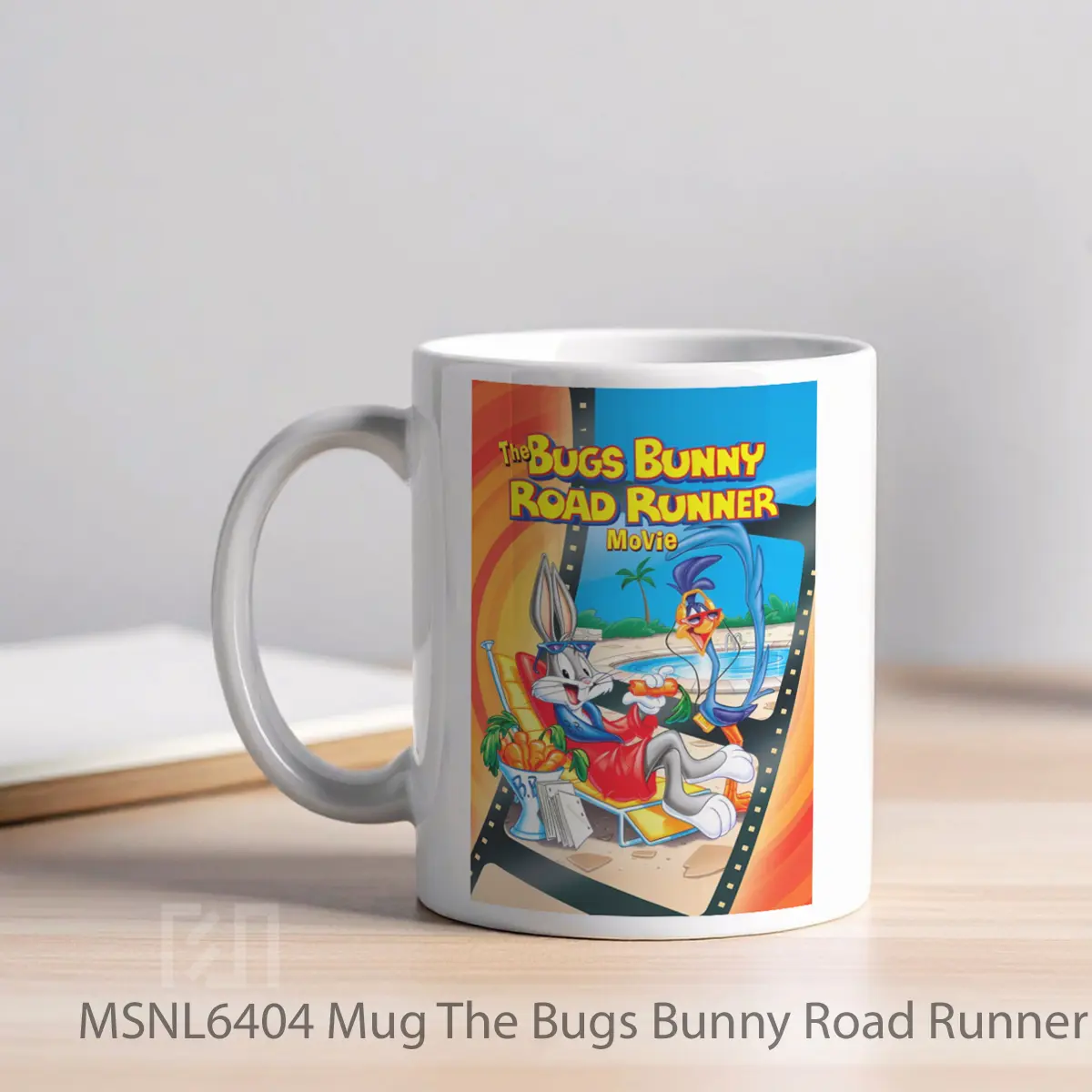 Mug The Bugs Bunny Road Runner Movie Gelas Keramik Tema Film MSNL6404 - Tampak Kiri