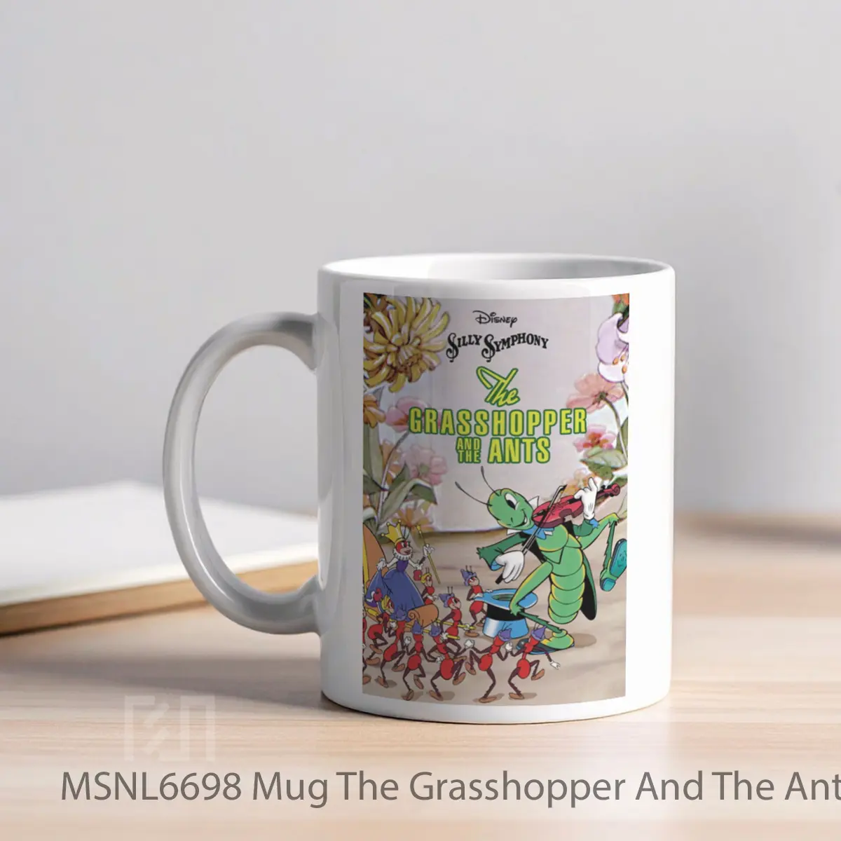 Mug The Grasshopper And The Ants Gelas Keramik Tema Film MSNL6698 - Tampak Kiri