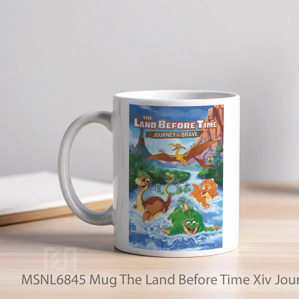 Mug The Land Before Time Xiv Journey Of The Brave Gelas Keramik Tema Film MSNL6845 - Tampak Kiri