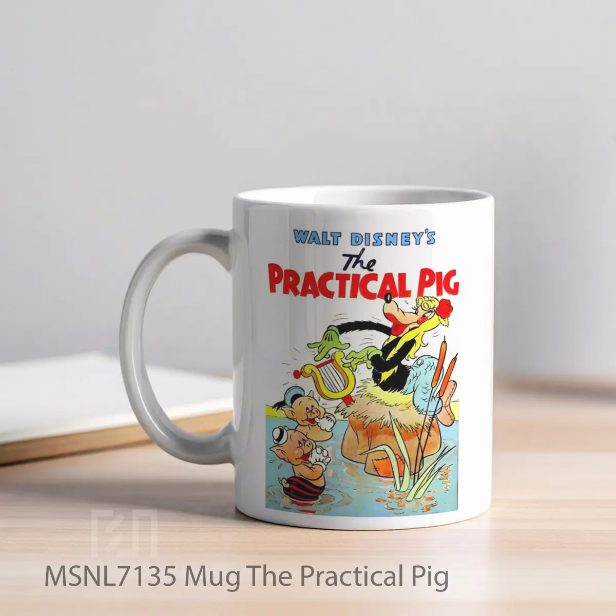 Mug The Practical Pig Gelas Keramik Tema Film MSNL7135 - Tampak Kiri