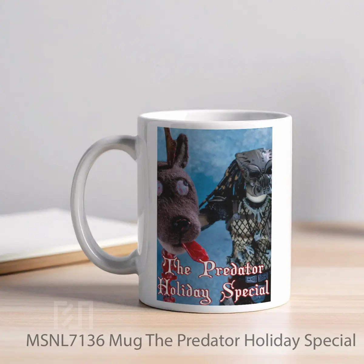 Mug The Predator Holiday Special Gelas Keramik Tema Film MSNL7136 - Tampak Kiri