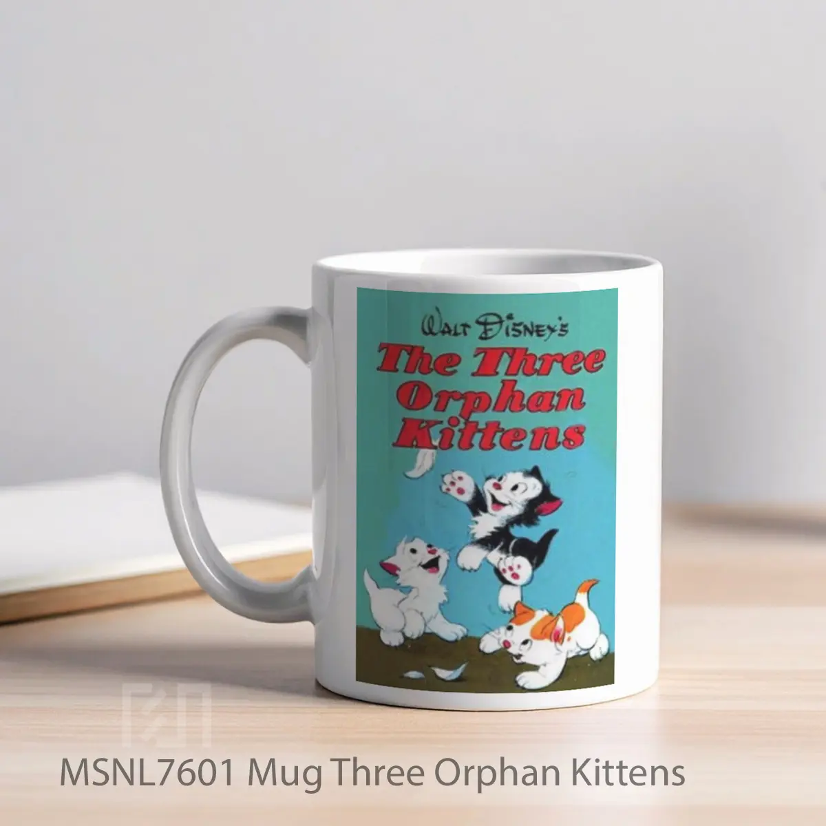 Mug Three Orphan Kittens Gelas Keramik Tema Film MSNL7601 - Tampak Kiri