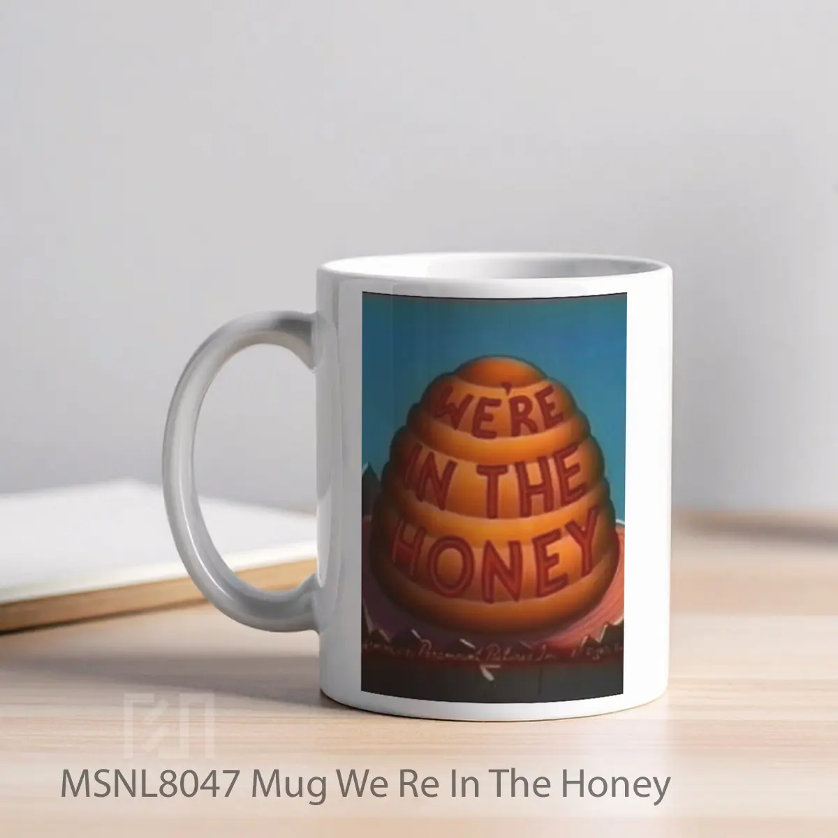 Mug We Re In The Honey Gelas Keramik Tema Film MSNL8047 - Tampak Kiri
