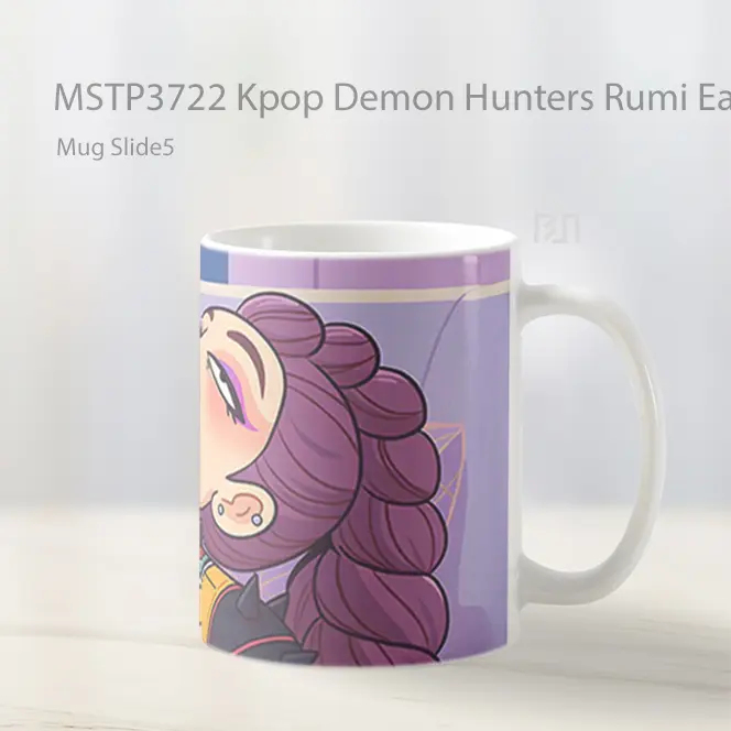 Kpop Demon Hunters Rumi Eating Sushi Mug Gelas Keramik MSTP3722 - All-side / Desain