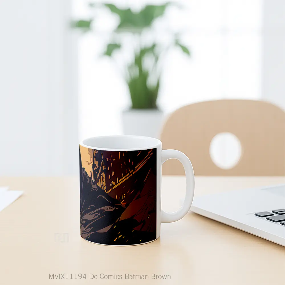 Mug Dc Comics Batman Brown Merchandise Karakter Ikonik - All-side / Desain