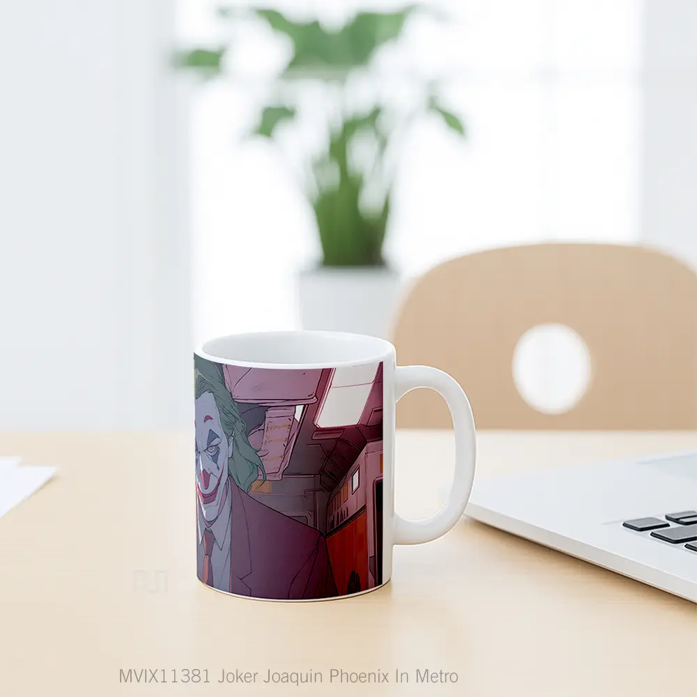 Mug Joker Joaquin Phoenix In Metro Merchandise Karakter Ikonik - All-side / Desain