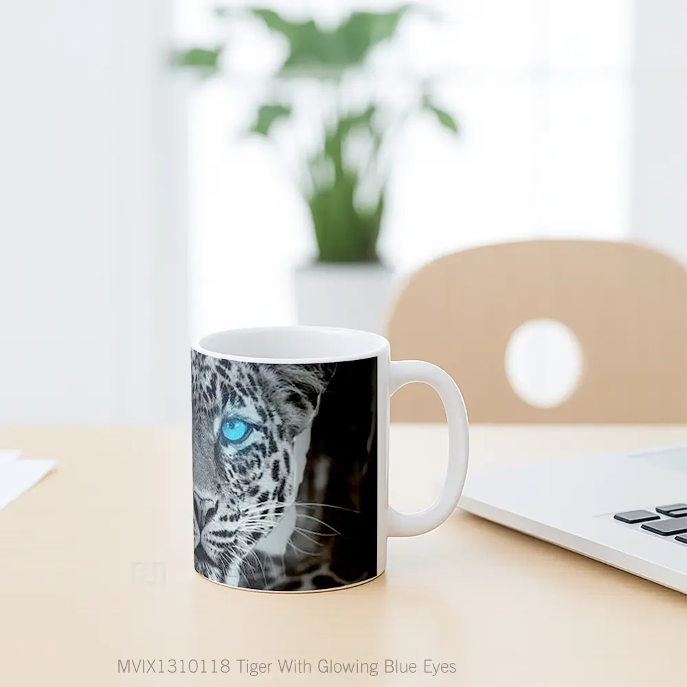 Mug Tiger With Glowing Blue Eyes Gelas Hewan Lucu - All-side / Desain