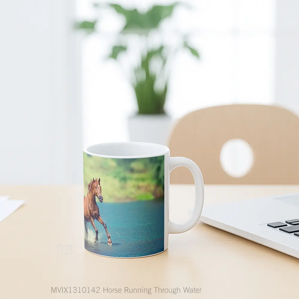 Mug Horse Running Through Water Gelas Hewan Lucu - All-side / Desain