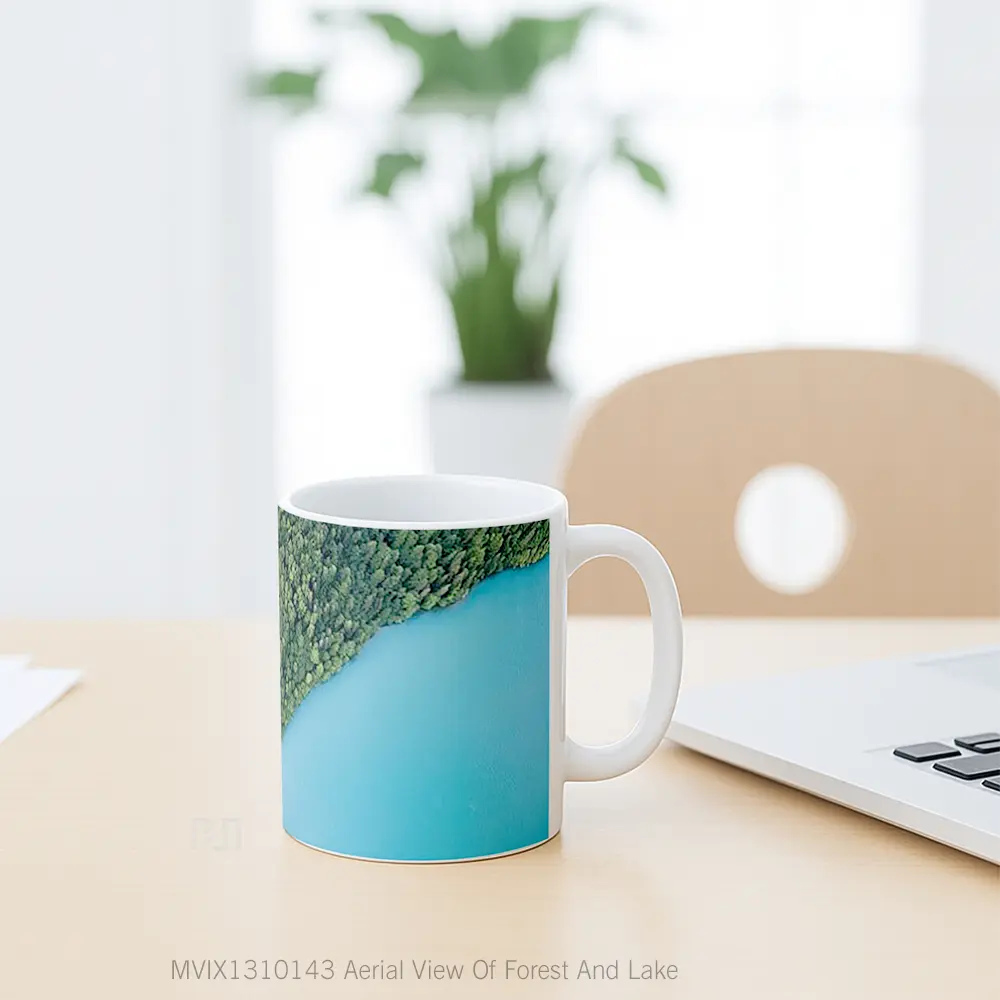 Mug Aerial View Of Forest And Lake Gelas Pemandangan Alam - All-side / Desain