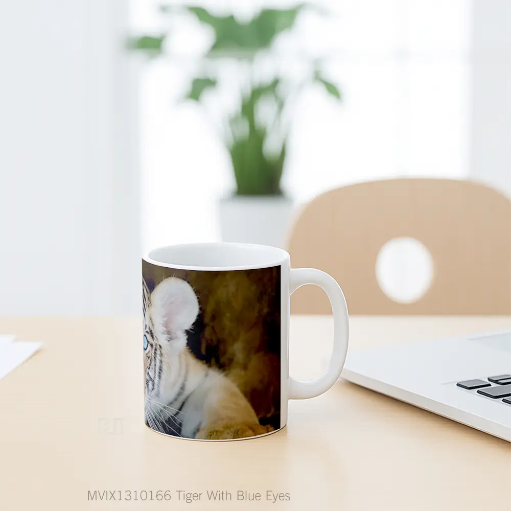 Mug Tiger With Blue Eyes Gelas Hewan Lucu - All-side / Desain