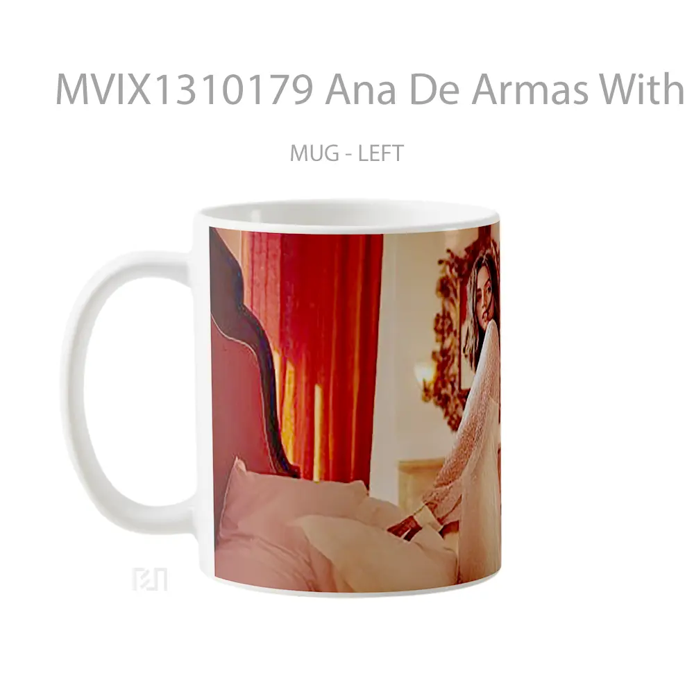 Mug Ana De Armas With White Dress On Gelas Keramik Unik - All-side / Desain