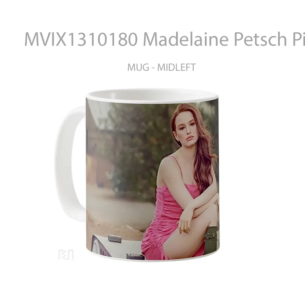 Mug Madelaine Petsch Pink Dress Gelas Keramik Unik - All-side / Desain