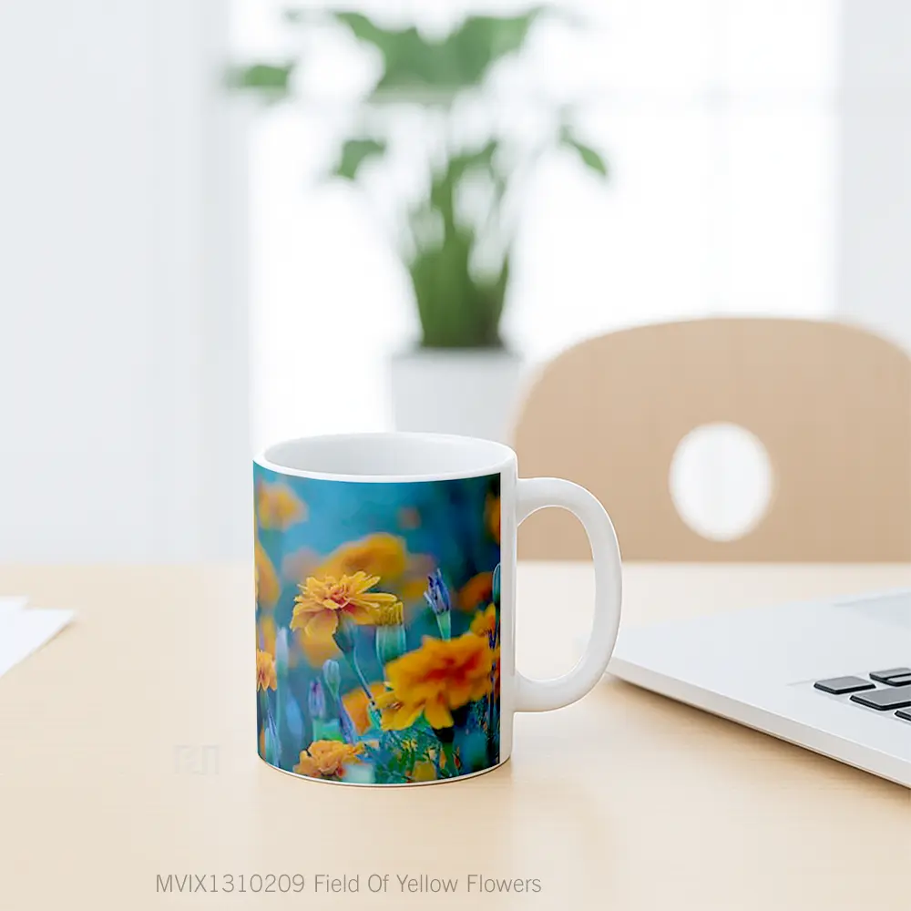 Mug Field Of Yellow Flowers Gelas Pemandangan Alam - All-side / Desain