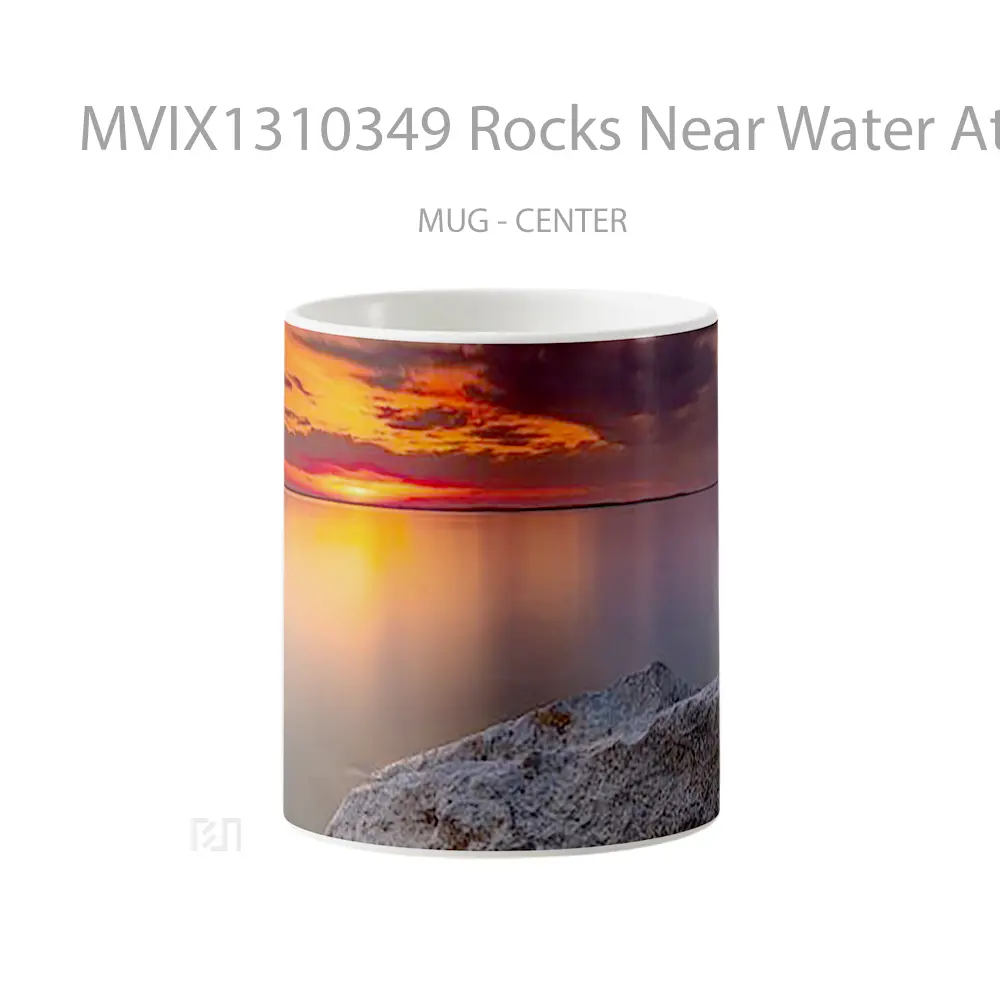 Mug Rocks Near Water At Sunset Gelas Pemandangan Alam