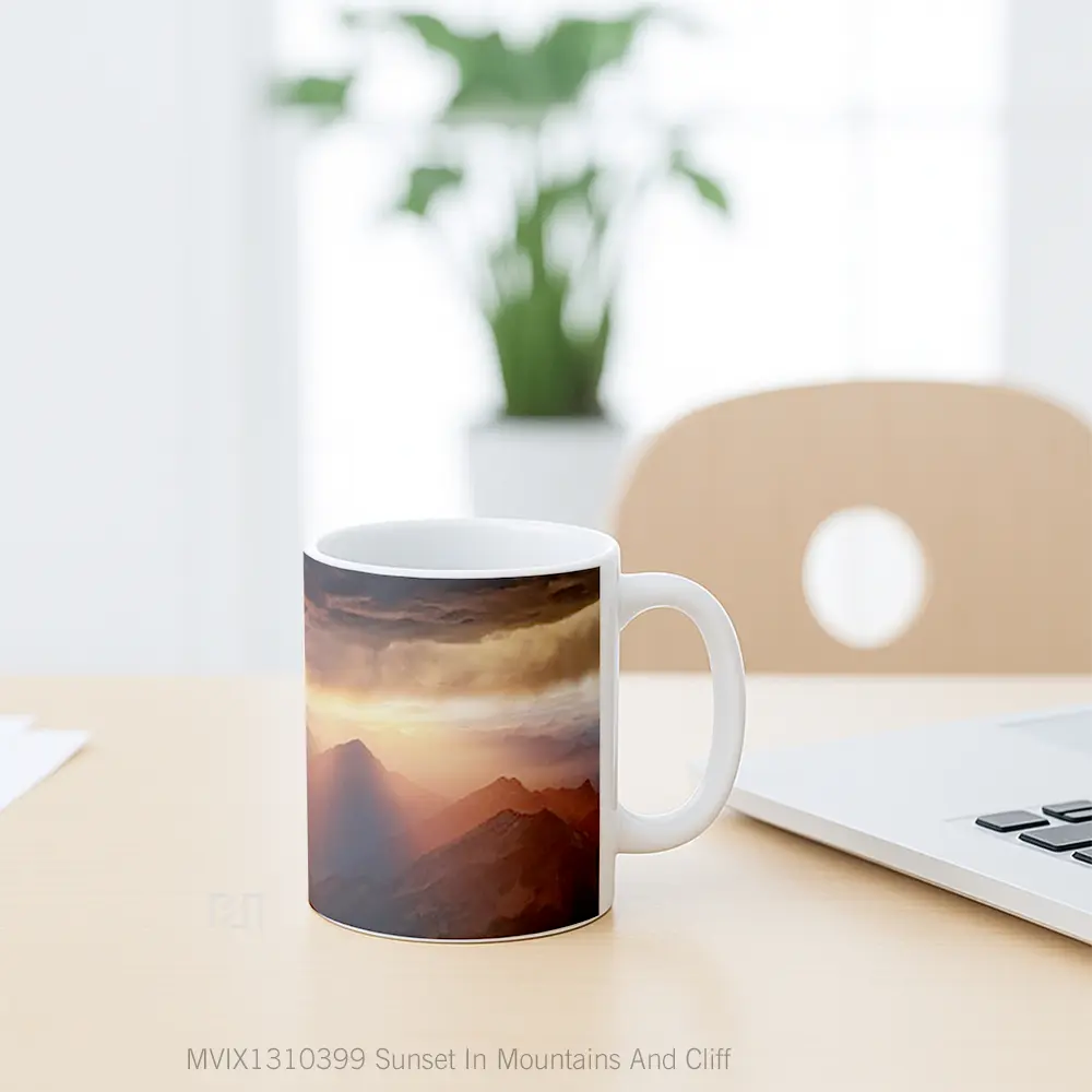 Mug Sunset In Mountains And Cliff Gelas Pemandangan Alam - All-side / Desain