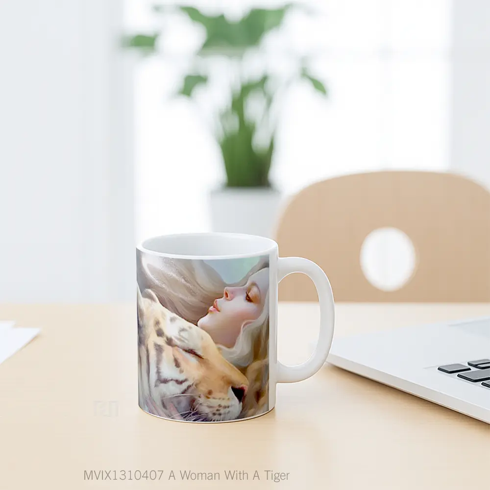 Mug A Woman With A Tiger Gelas Hewan Lucu - All-side / Desain