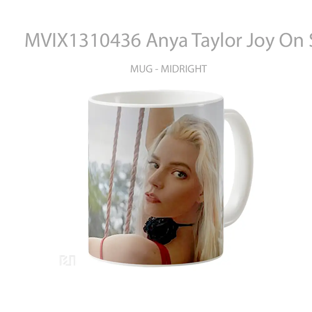 Mug Anya Taylor Joy On Swing Vanity Fair Gelas Selebriti - All-side / Desain