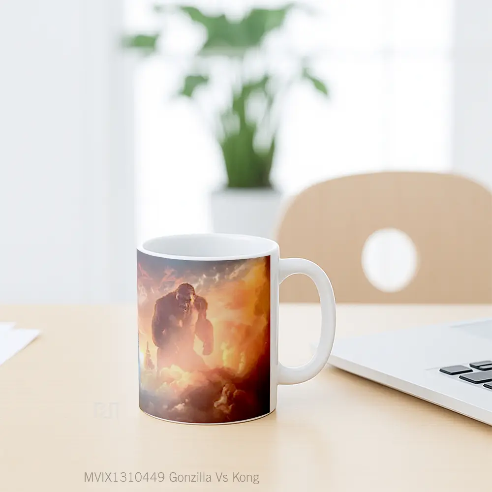 Mug Gonzilla Vs Kong Gelas Keramik Unik - All-side / Desain