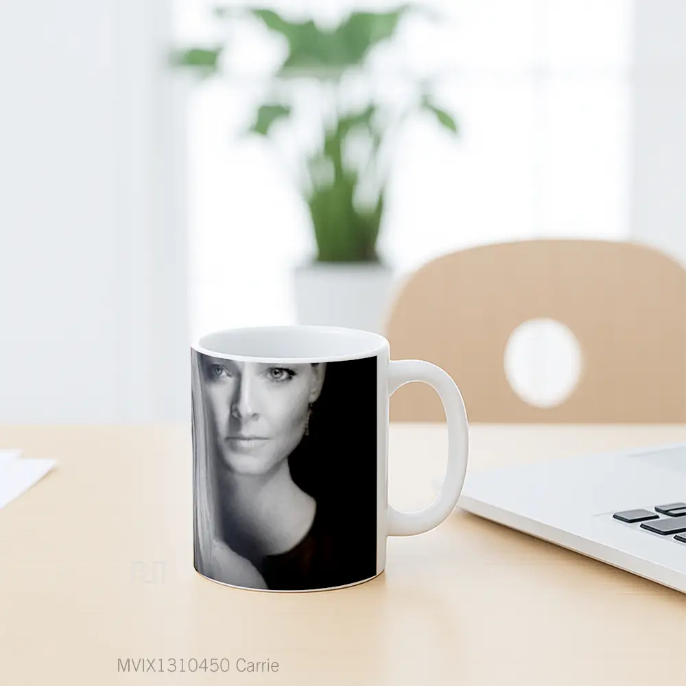 Mug Carrie Gelas Keramik Unik - All-side / Desain
