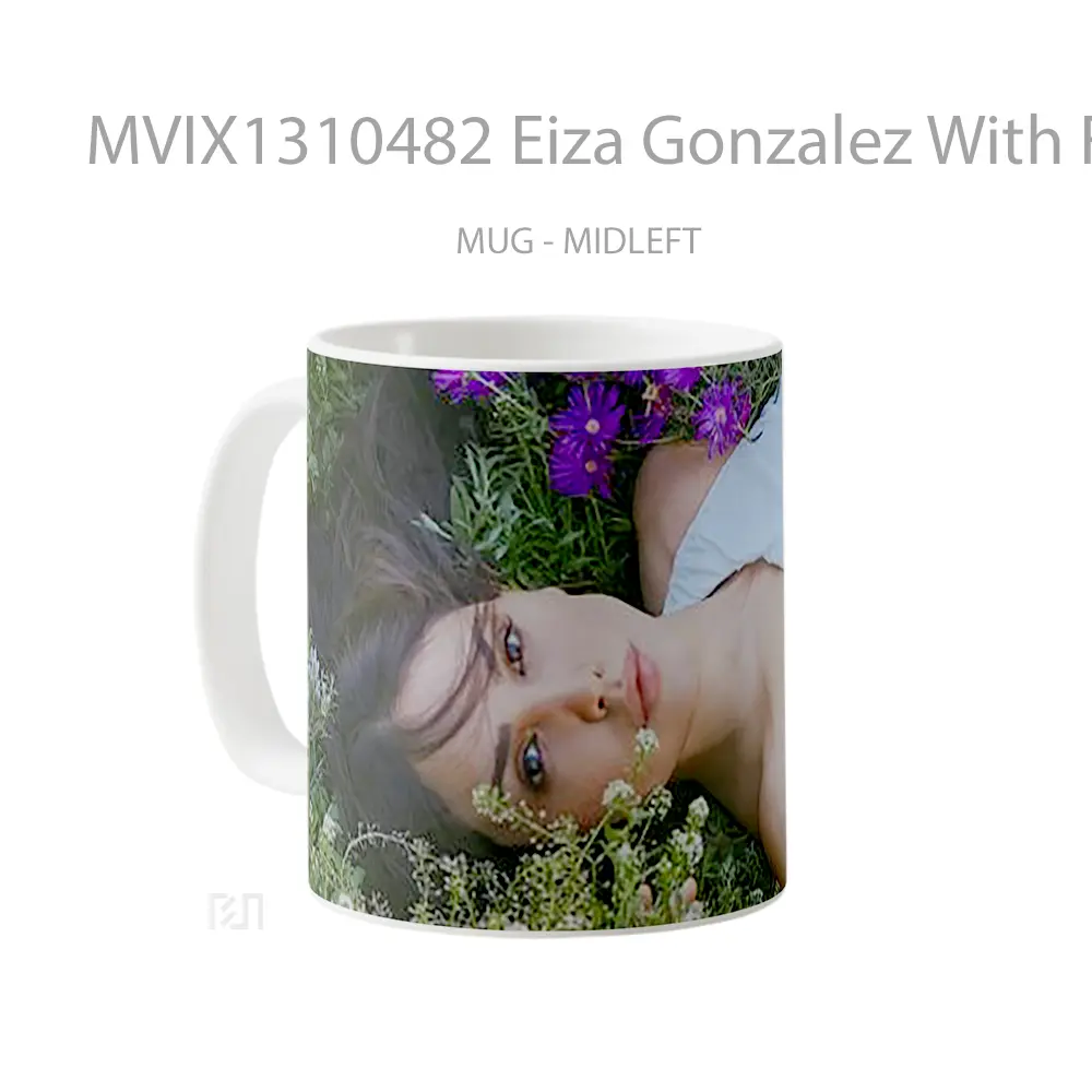 Mug Eiza Gonzalez With Flowers Gelas Selebriti - All-side / Desain