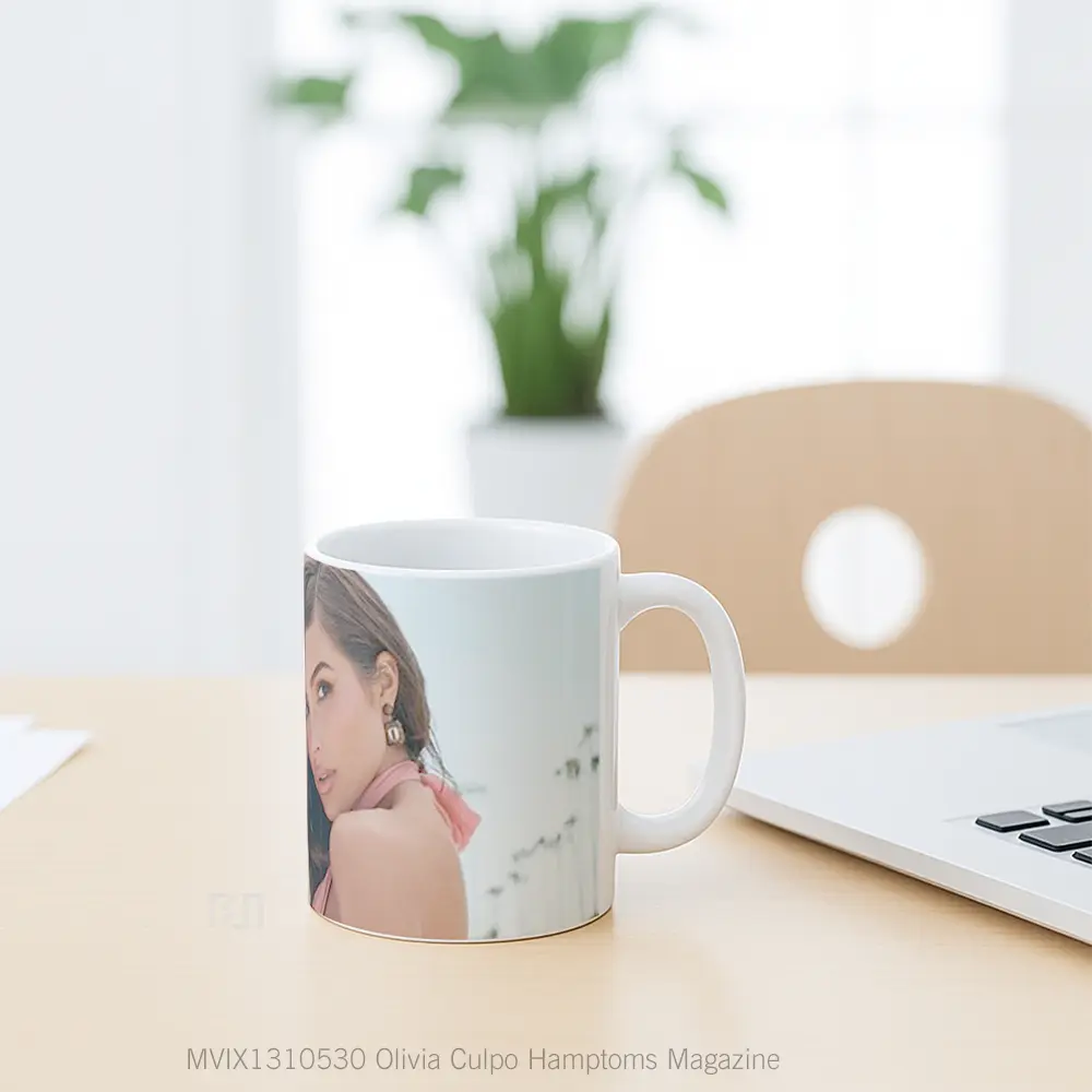 Mug Olivia Culpo Hamptoms Magazine Gelas Selebriti - All-side / Desain