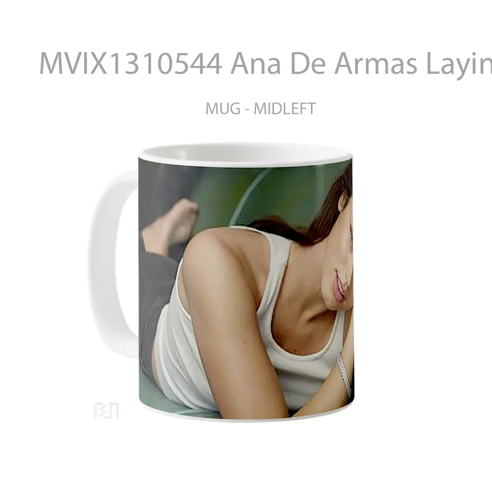 Mug Ana De Armas Laying On Sofa Gelas Keramik Unik - All-side / Desain