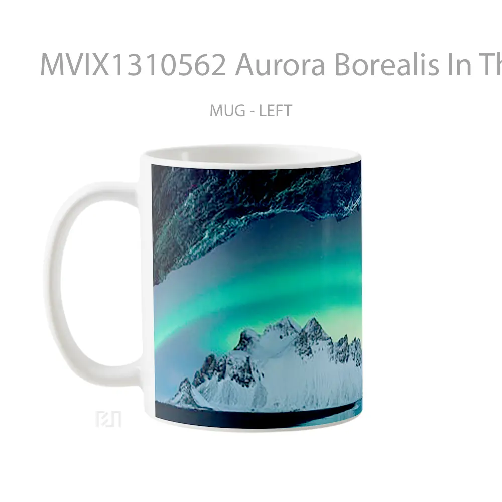 Mug Aurora Borealis In The Mountains Of Iceland Gelas Pemandangan Alam - All-side / Desain