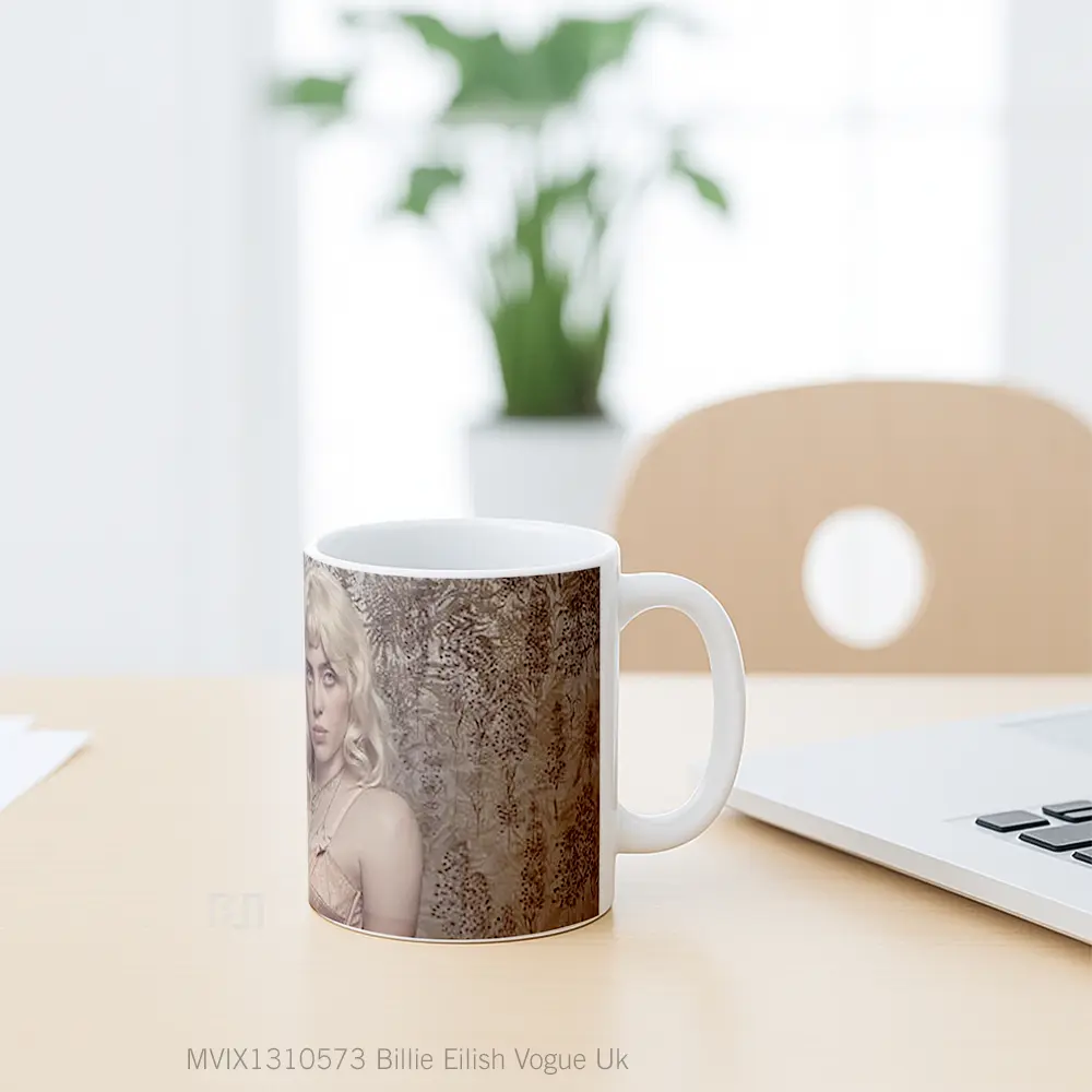 Mug Billie Eilish Vogue Uk Gelas Selebriti - All-side / Desain