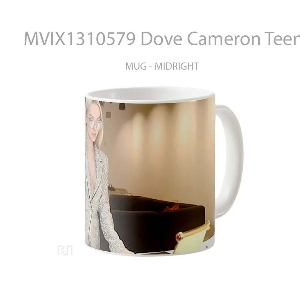 Mug Dove Cameron Teen Vogue Gelas Keramik Unik - All-side / Desain