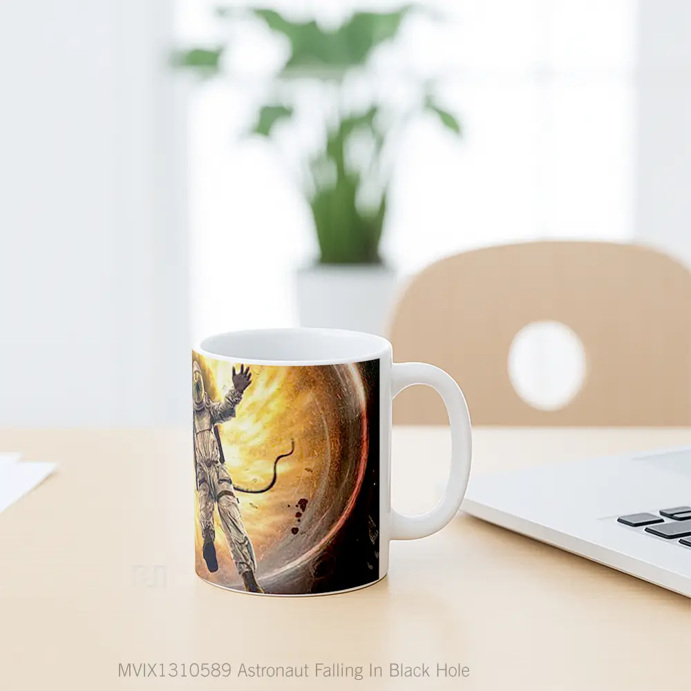 Mug Astronaut Falling In Black Hole Gelas Astronomi - All-side / Desain