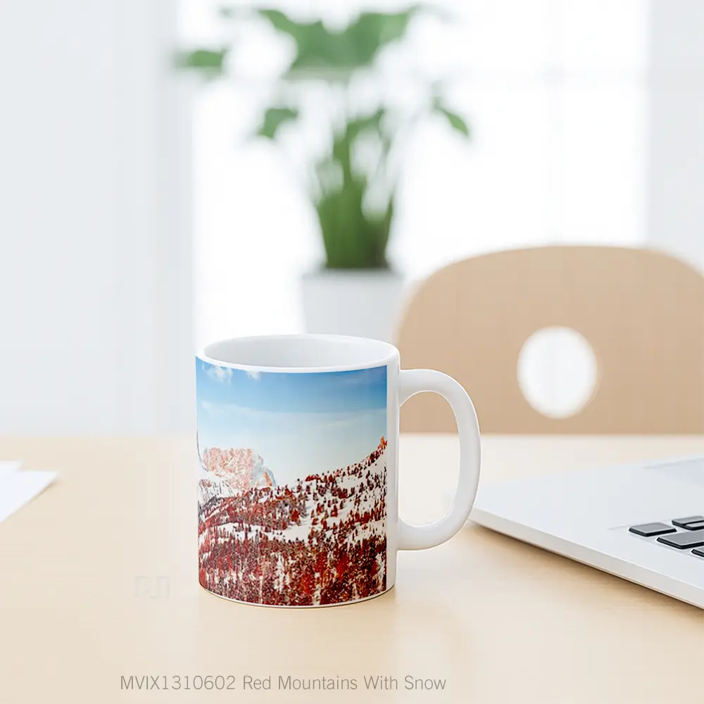 Mug Red Mountains With Snow Gelas Pemandangan Alam - All-side / Desain