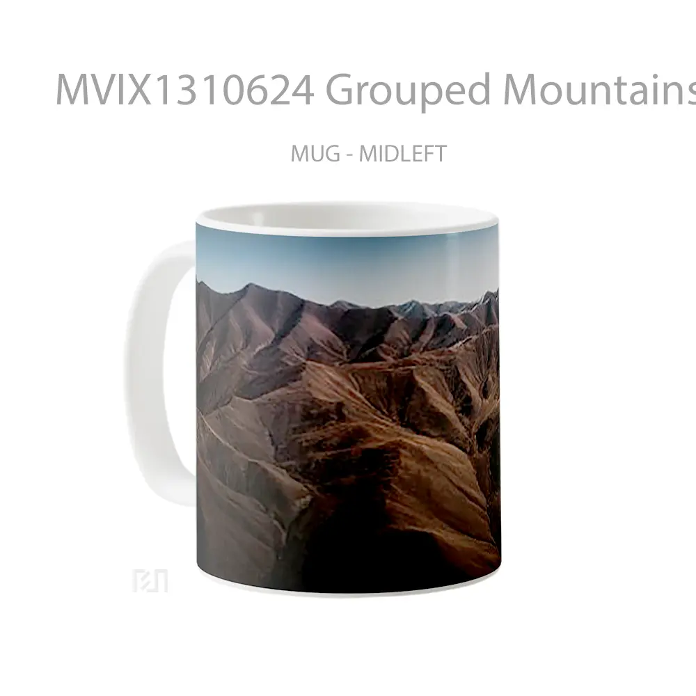 Mug Grouped Mountains Gelas Pemandangan Alam - All-side / Desain
