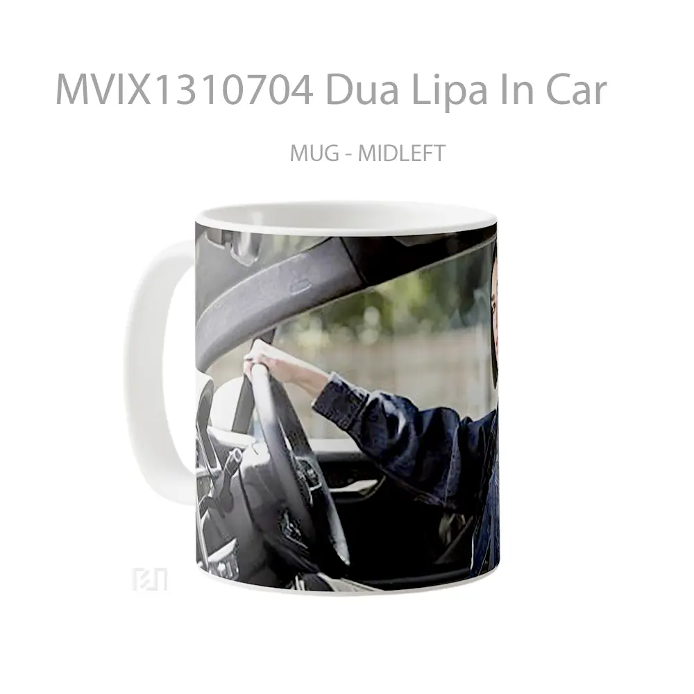 Mug Dua Lipa In Car Cangkir Mobil - All-side / Desain