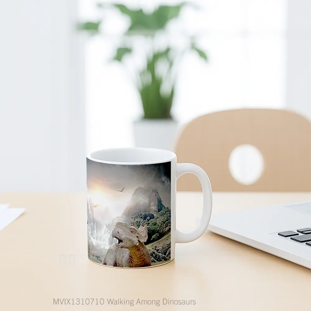Mug Walking Among Dinosaurs Gelas Keramik Unik - All-side / Desain