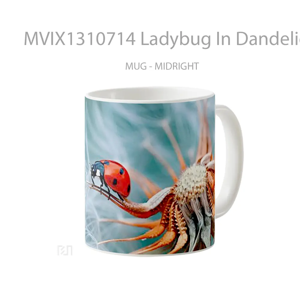 Mug Ladybug In Dandelion Gelas Hewan Lucu - All-side / Desain