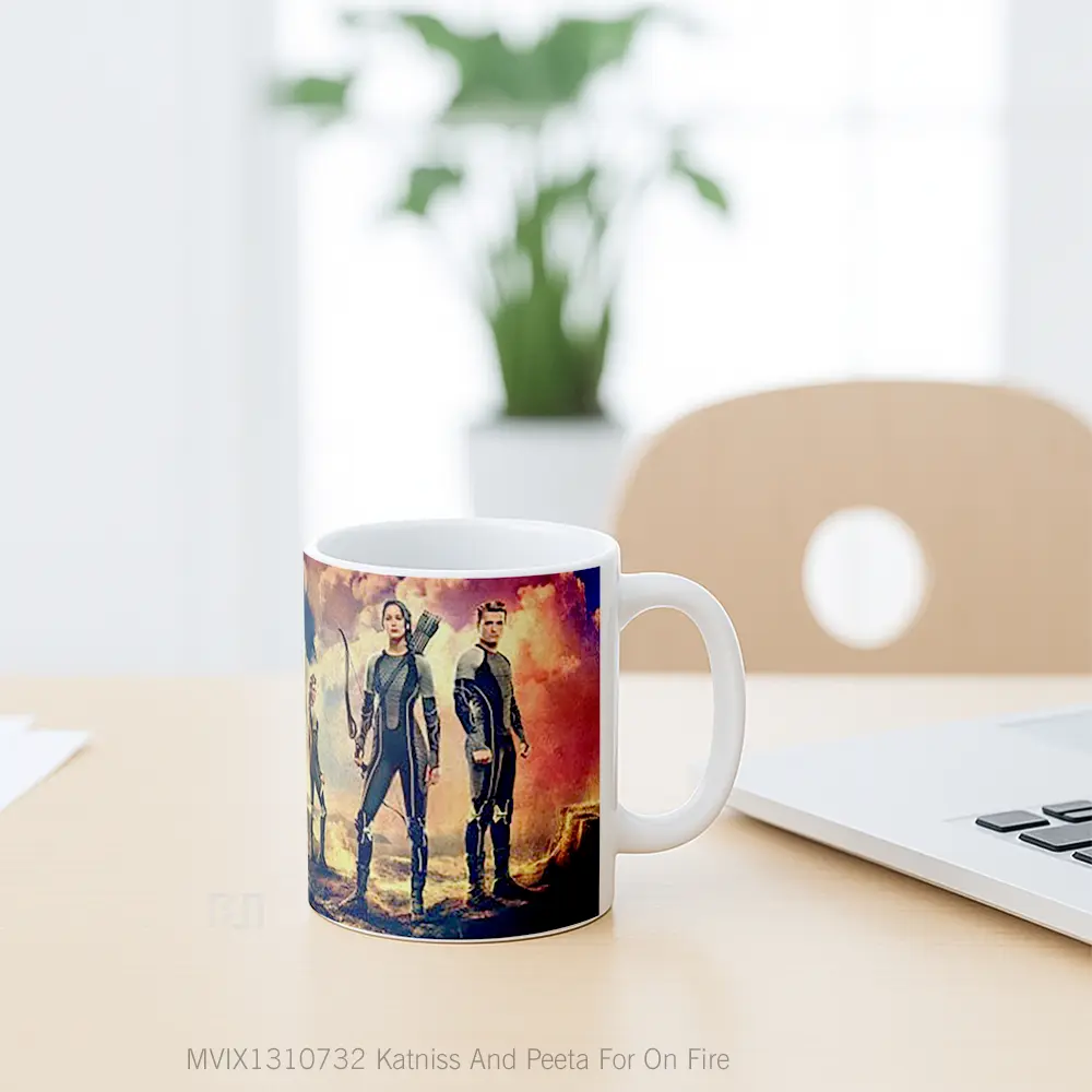 Mug Katniss And Peeta For On Fire Gelas Keramik Unik - All-side / Desain