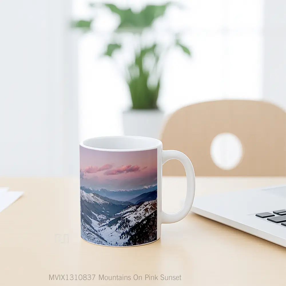 Mug Mountains On Pink Sunset Gelas Pemandangan Alam - All-side / Desain