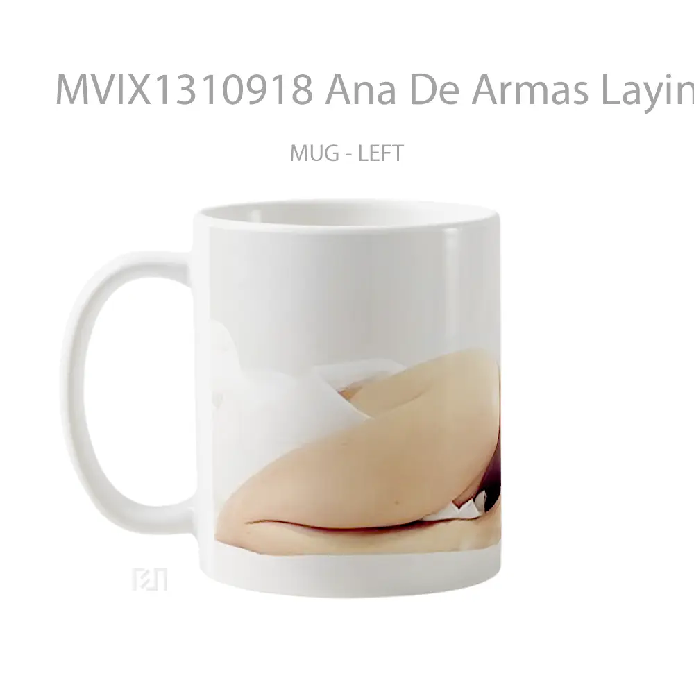 Mug Ana De Armas Laying Down Gelas Keramik Unik - All-side / Desain