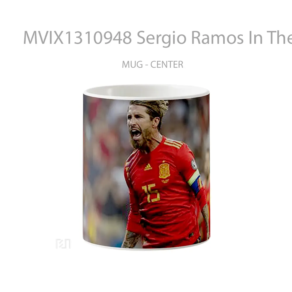 Mug Sergio Ramos In The Spanish National Team Gelas Keramik Unik