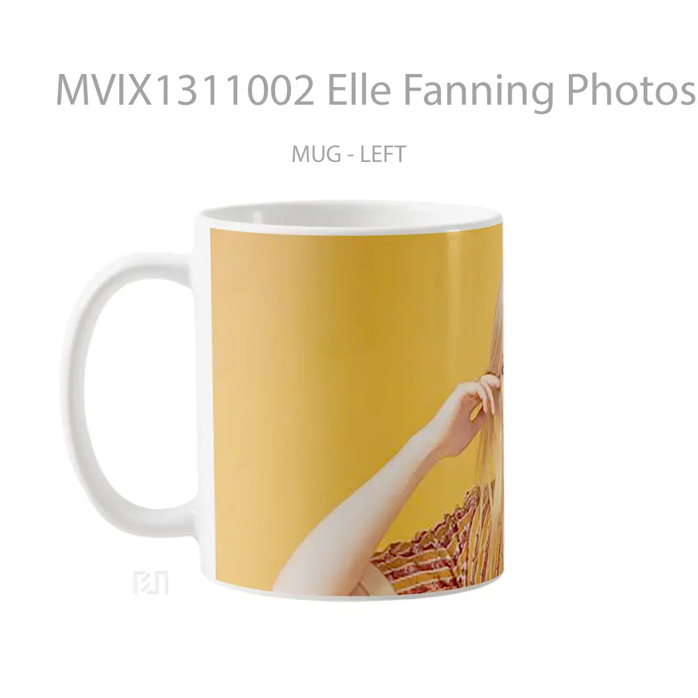Mug Elle Fanning Photoshoot Gelas Keramik Unik - All-side / Desain