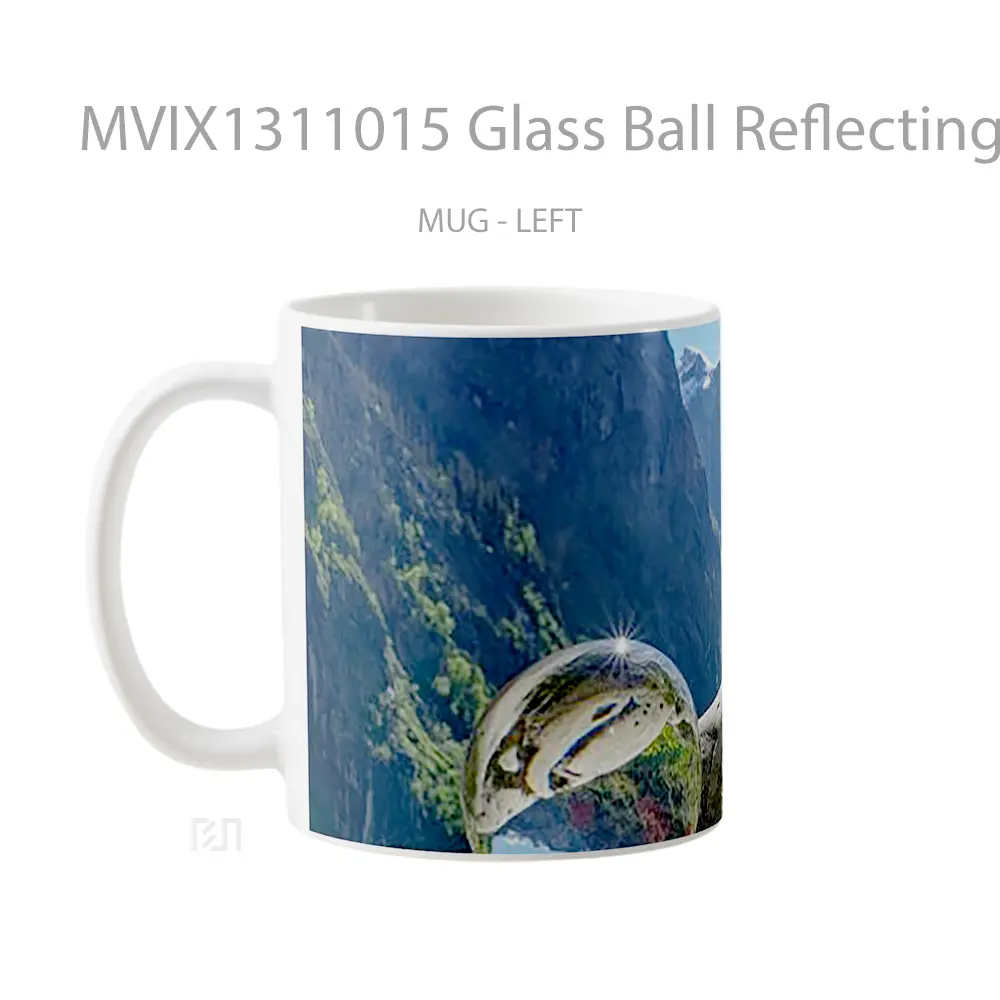 Mug Glass Ball Reflecting The Mountains Gelas Pemandangan Alam - All-side / Desain