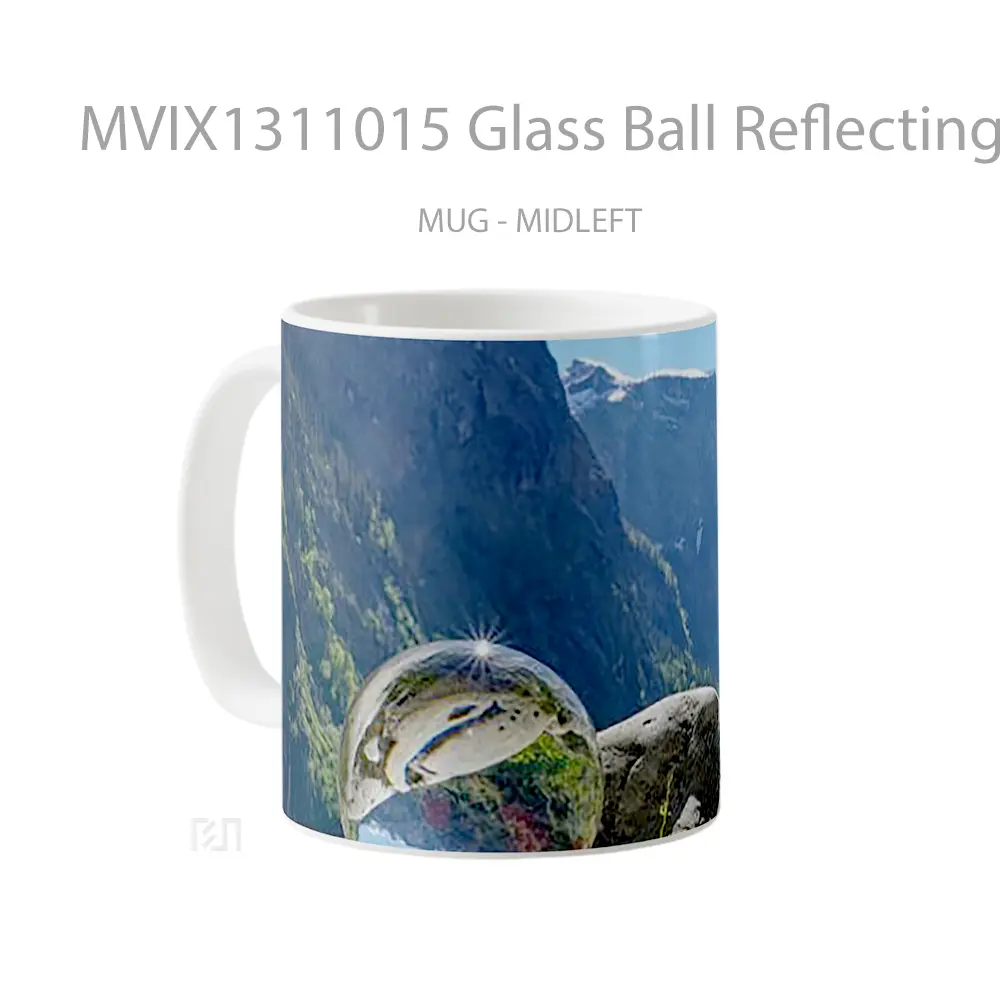 Mug Glass Ball Reflecting The Mountains Gelas Pemandangan Alam - All-side / Desain