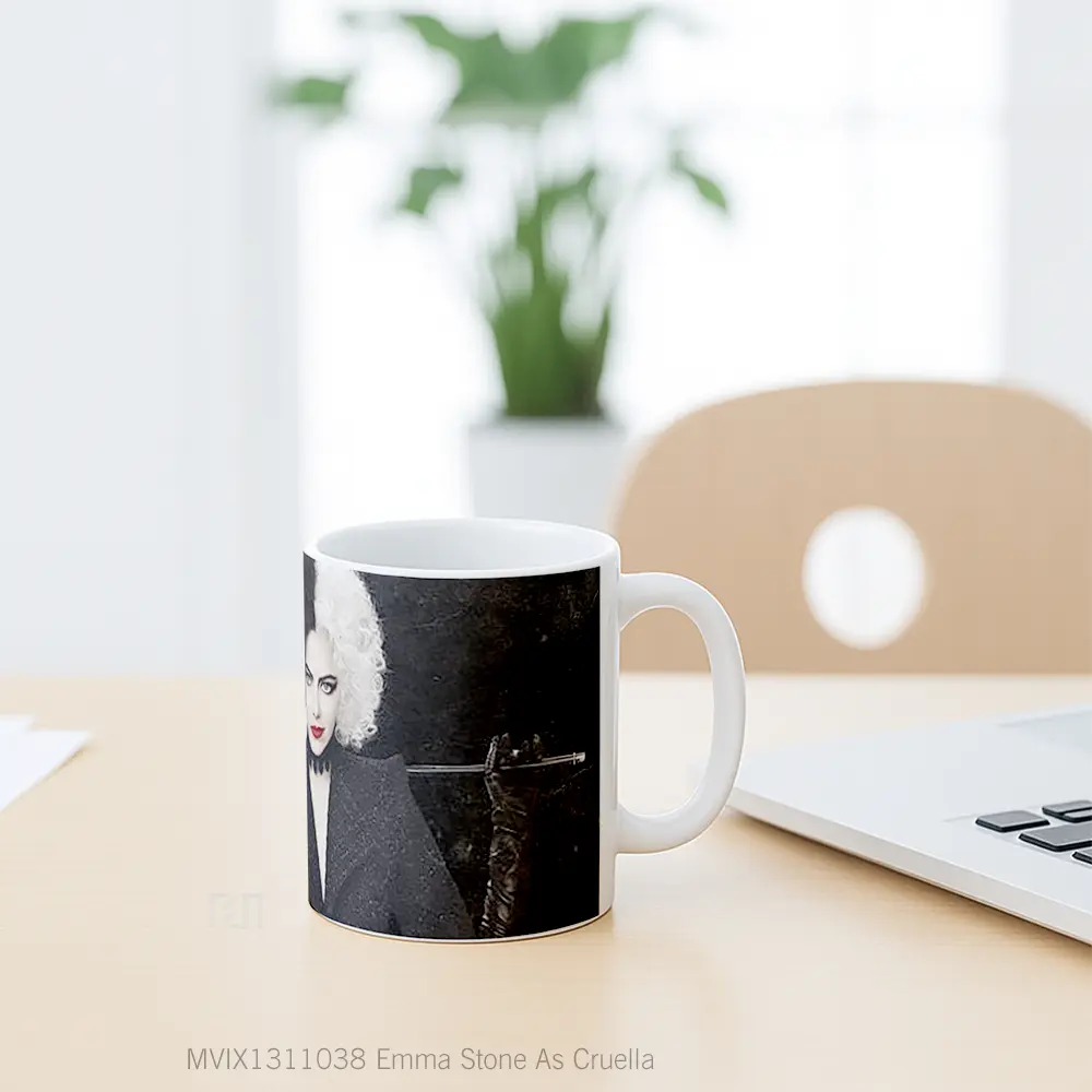 Mug Emma Stone As Cruella Gelas Selebriti - All-side / Desain