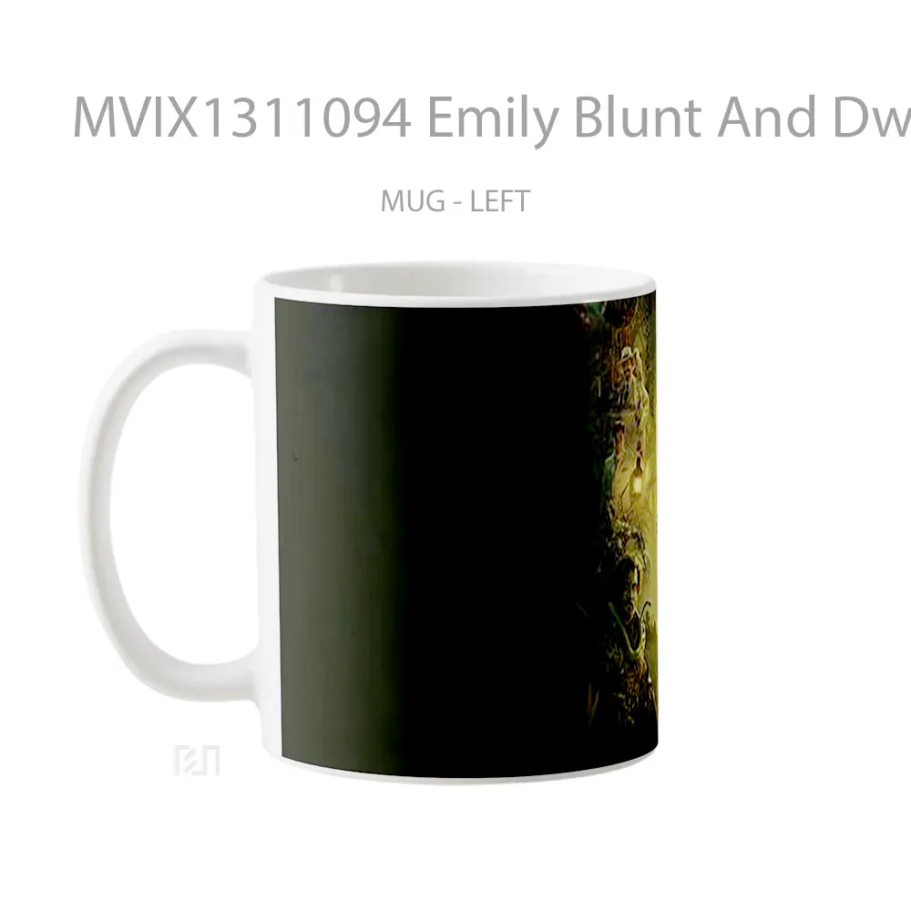 Mug Emily Blunt And Dwayne Johnson In Jungle Cruise Gelas Keramik Unik - All-side / Desain